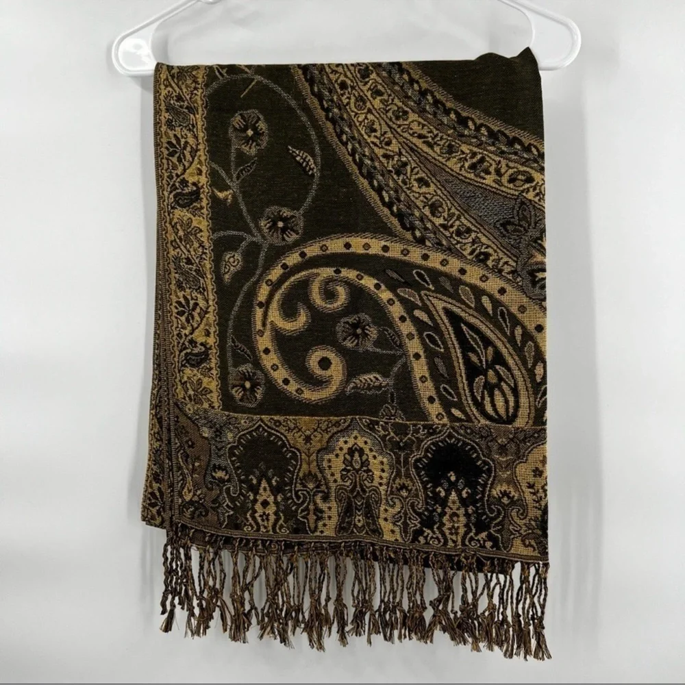 Pashmina and silk green scarf
